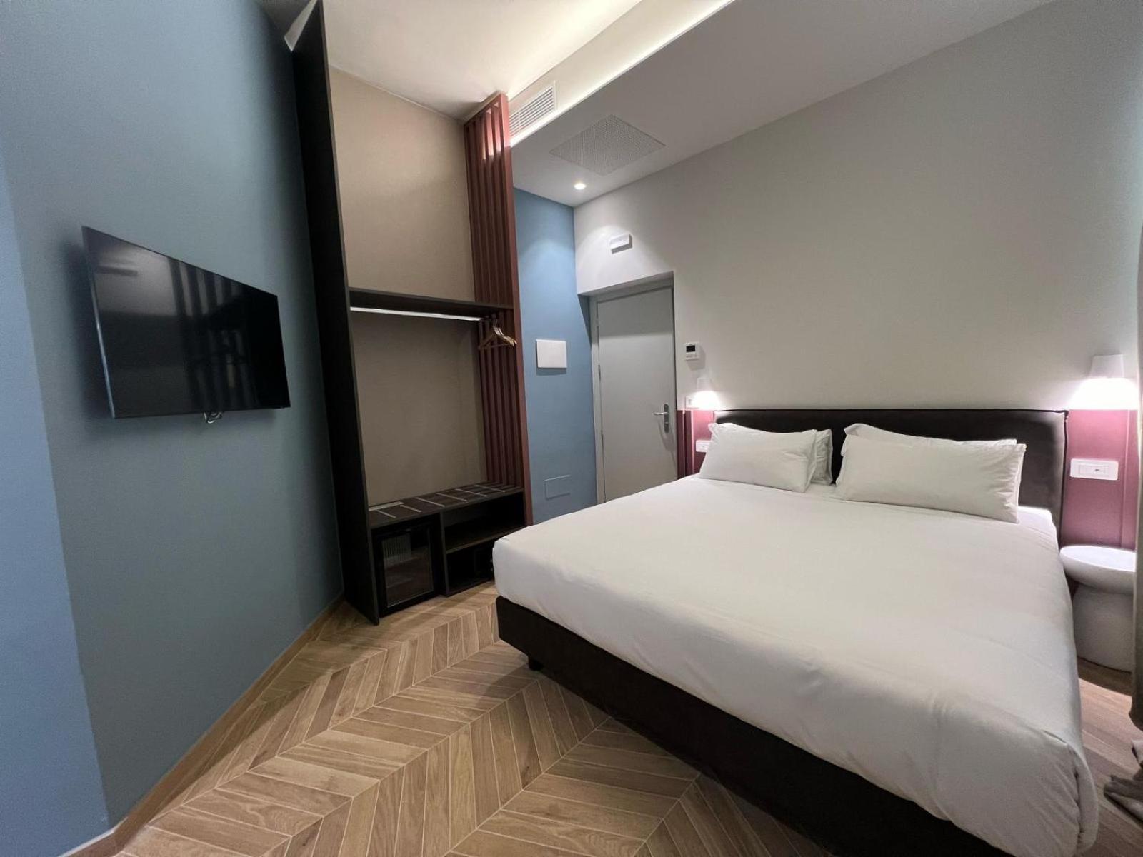 Hotel Rossovino Milano Exteriör bild
