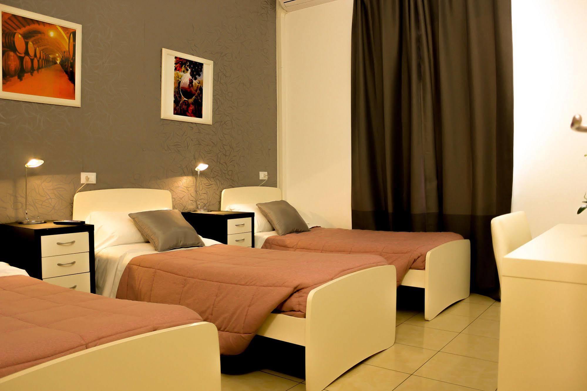 Hotel Rossovino Milano Exteriör bild